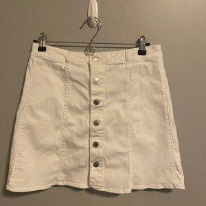 WHITE DENIM SKIRT